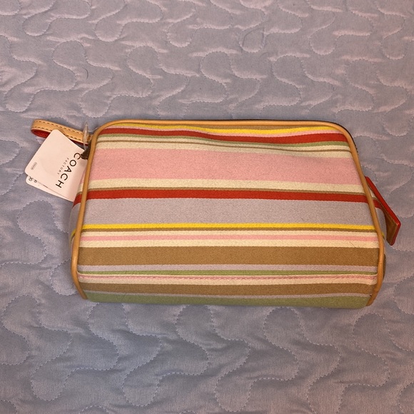 NWT Coach clutch - Picture 6 of 6